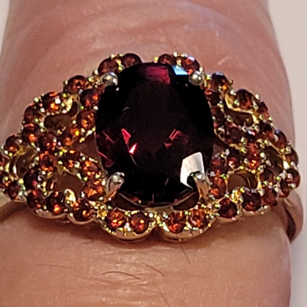 Gold Over Sterling Silver, Garnet Gemstone Women's Ring, size 8 - Picture 4 of 10